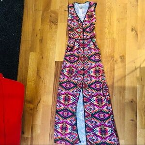 Multi-Colored Maxi Dress ⚡️🌺🌱​